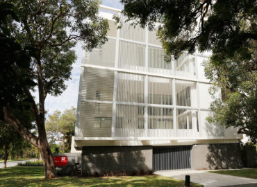 Kings Park Avenue